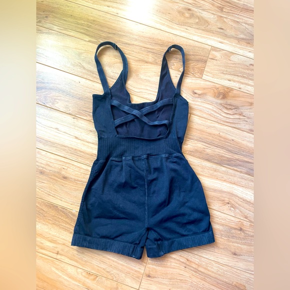 Free People FP Movement Good Karma Runsie - Picture 5 of 9